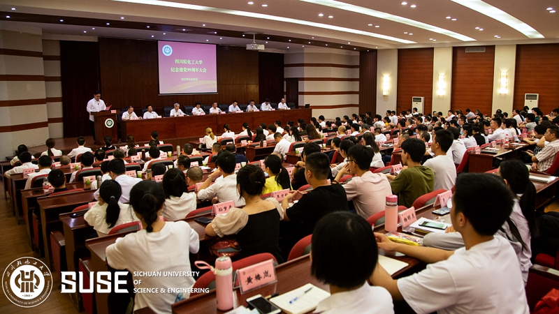 XCB_4046.jpg XCB_4046.jpg