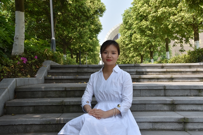 机械工程研191 宾秋月.jpg 机械工程研191 宾秋月.jpg