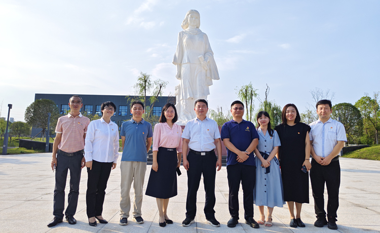 9-15党建聚合力 携手共发展2.jpg 9-15党建聚合力 携手共发展2.jpg