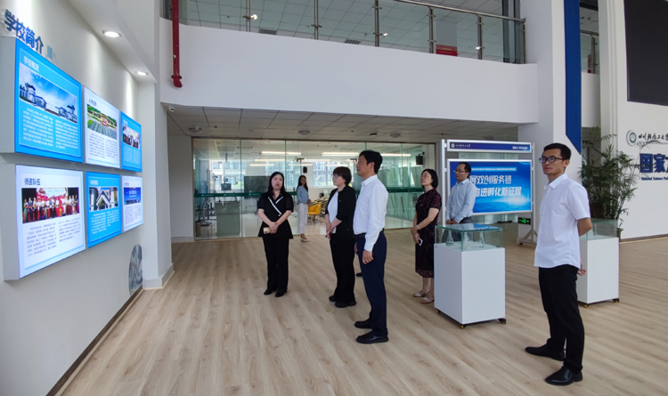 科技园展厅.jpg