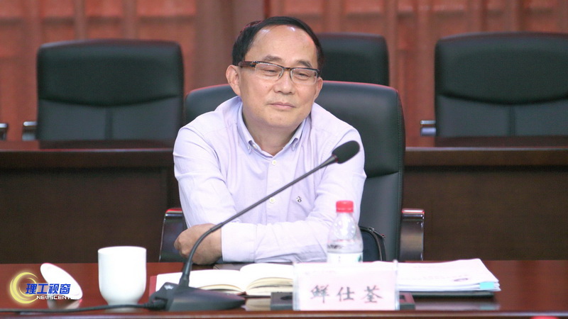 1M5A1003.JPG 1M5A1003.JPG