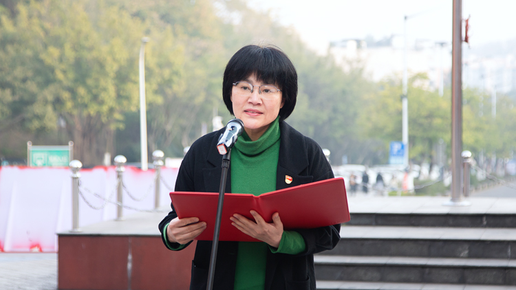 XCB_4877.jpg XCB_4877.jpg