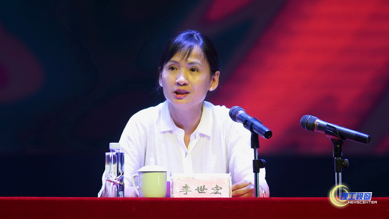 1M5A2369.JPG 1M5A2369.JPG