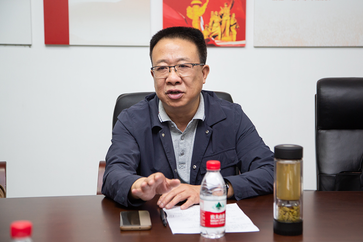 XCB_7993.jpg XCB_7993.jpg