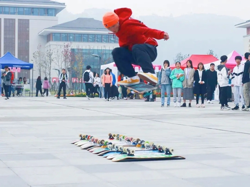 3.webp.jpg 3.webp.jpg