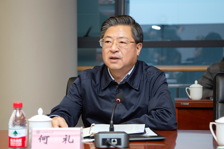 XCB_3330.jpg