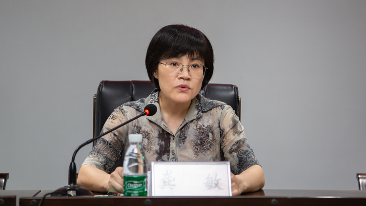 XCB_3045.jpg XCB_3045.jpg