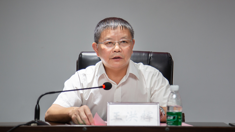 XCB_3097.jpg XCB_3097.jpg