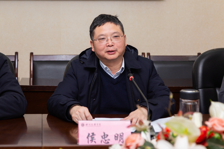 XCB_8904.jpg