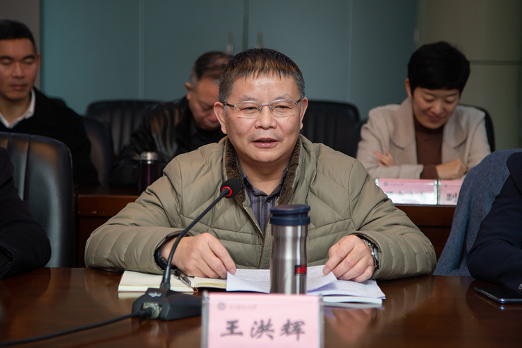 XCB_7686.jpg XCB_7686.jpg