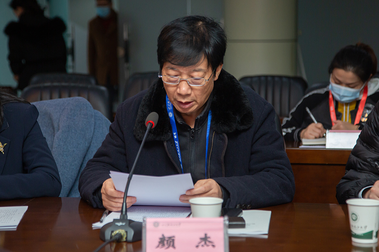 XCB_7638.jpg XCB_7638.jpg