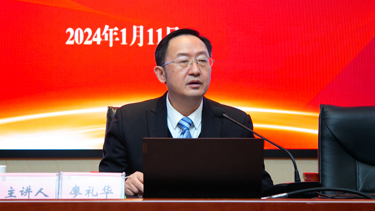 6U1A8373.jpg
