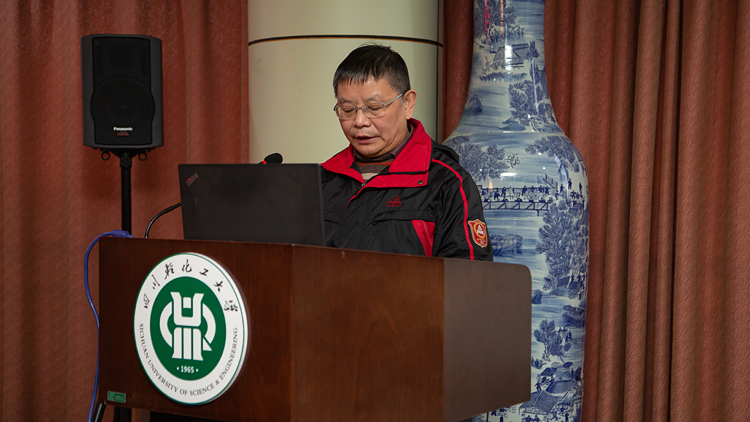 XCB_9191.jpg XCB_9191.jpg