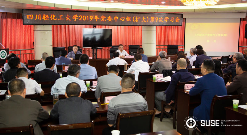 XCB_7281.jpg XCB_7281.jpg