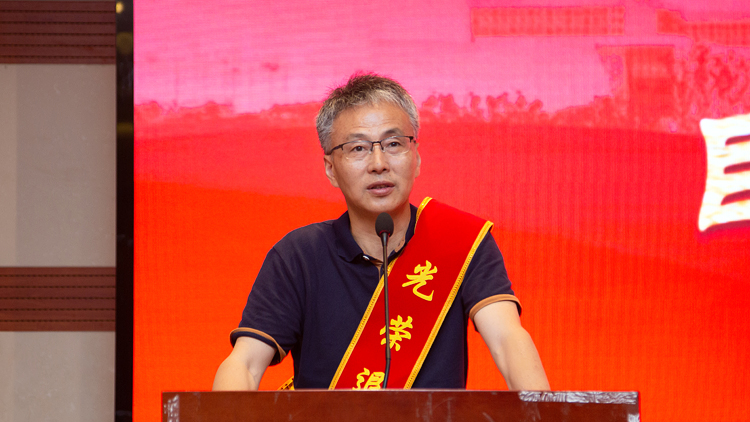 XCB_5574.jpg XCB_5574.jpg