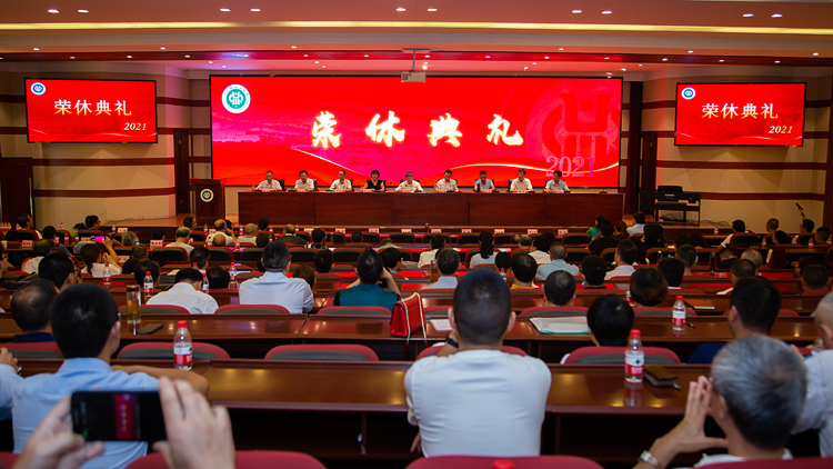 XCB_5417.jpg XCB_5417.jpg