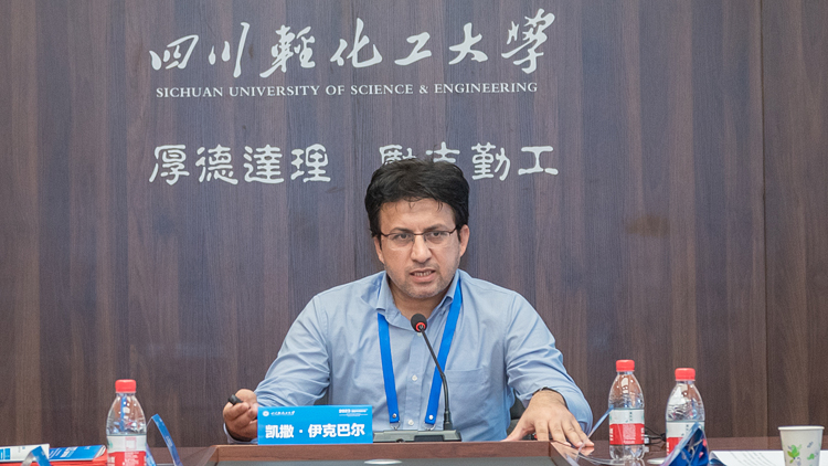 ZYX_7440.jpg