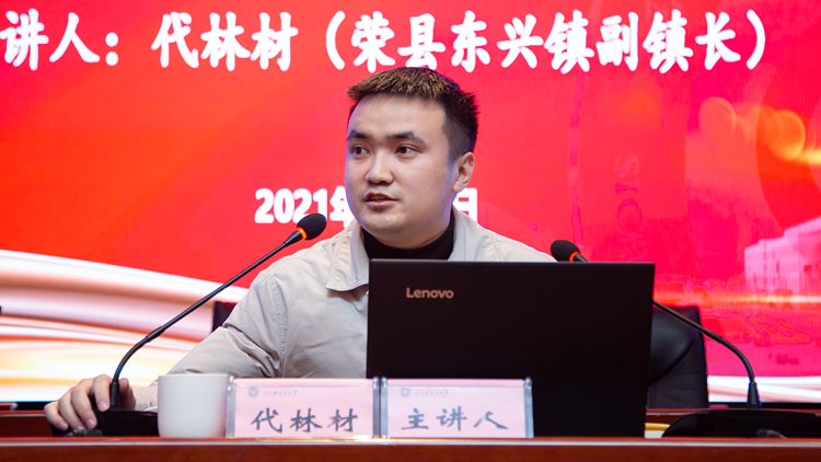 XCB_4606.jpg XCB_4606.jpg