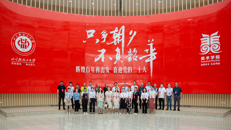 XCB_4111.jpg XCB_4111.jpg