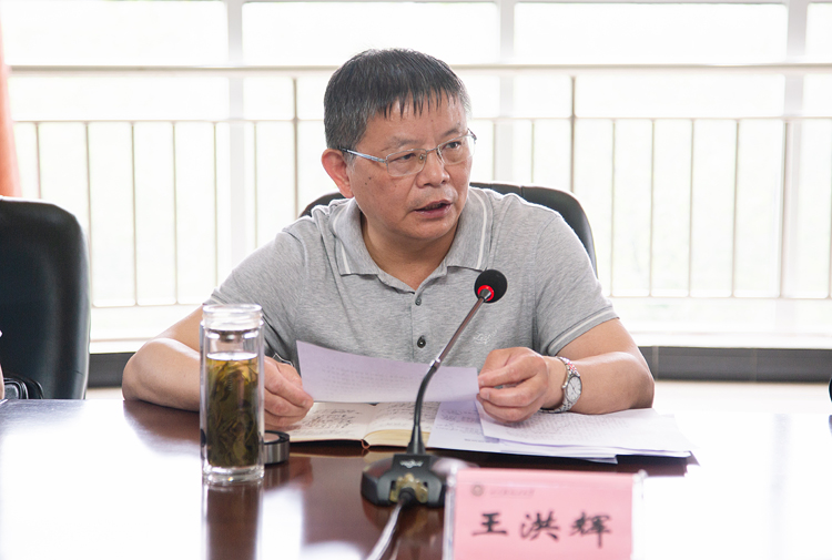 XCB_8026.jpg XCB_8026.jpg