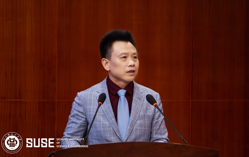 XCB_7931.jpg XCB_7931.jpg