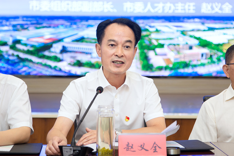 XCB_7656.jpg