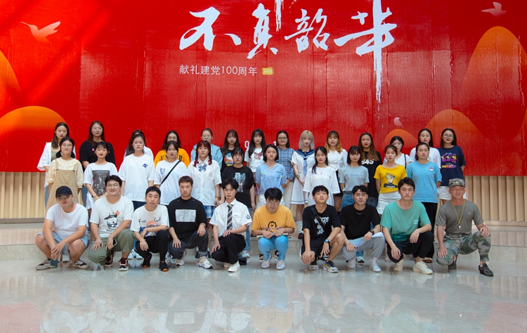 合照1.jpg 合照1.jpg