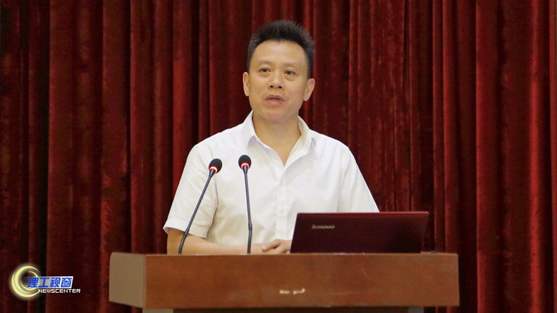 1M5A3099.jpg 1M5A3099.jpg