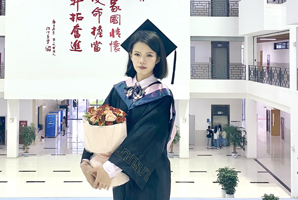 宣杨瑜.png