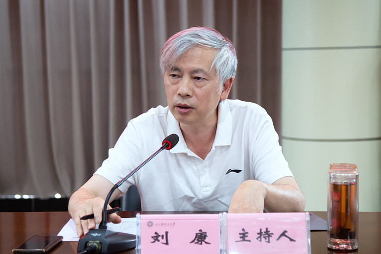 6U1A9578.jpg