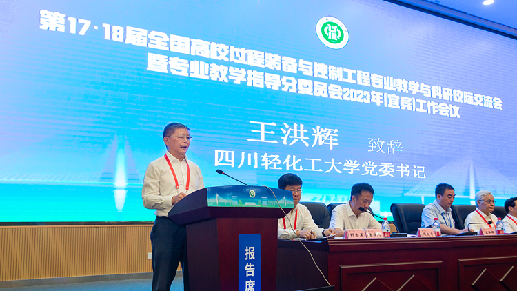 XCB_7852.jpg