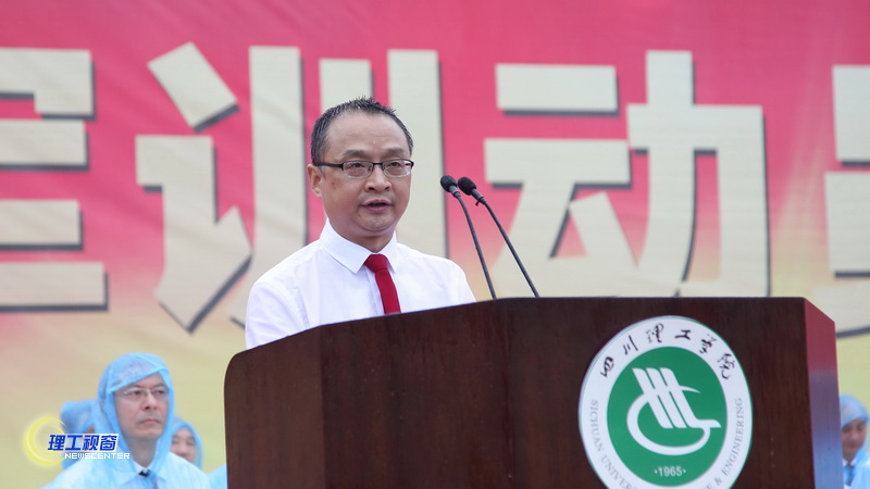 1M5A1967.JPG 1M5A1967.JPG