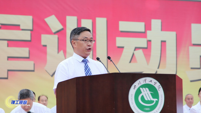 1M5A1902.JPG 1M5A1902.JPG