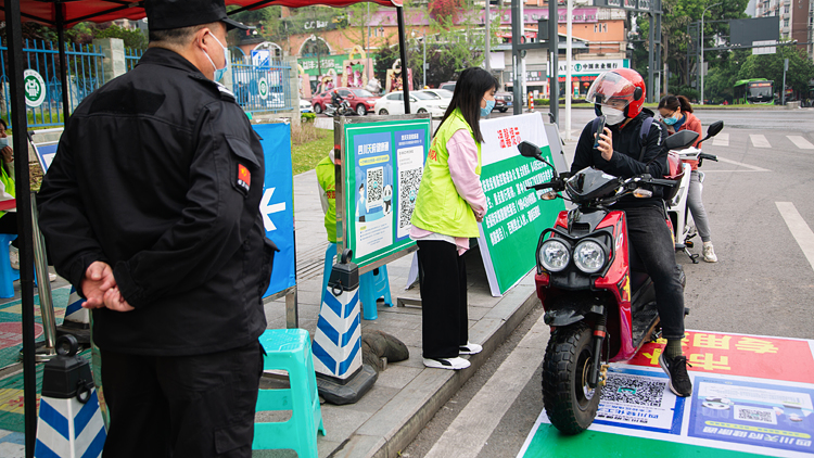 XCB_7322.jpg XCB_7322.jpg