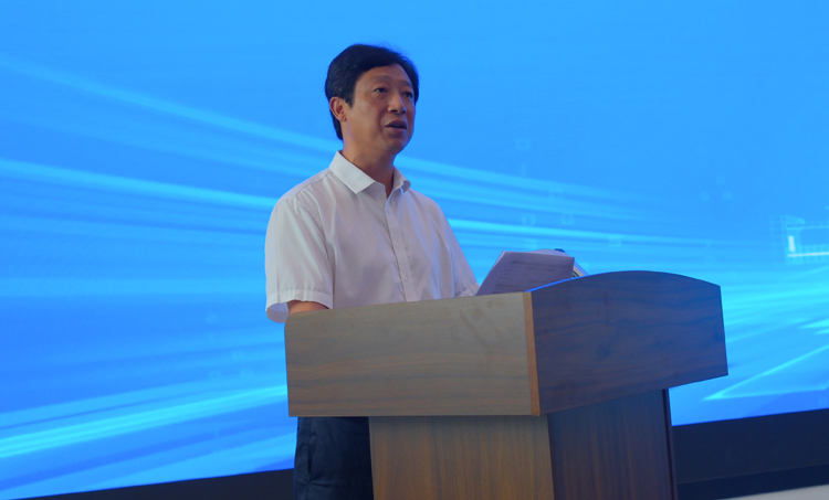 图1-罗惠波副校长致辞照.JPG