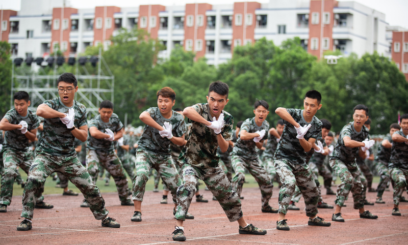 XCB_3272.jpg XCB_3272.jpg