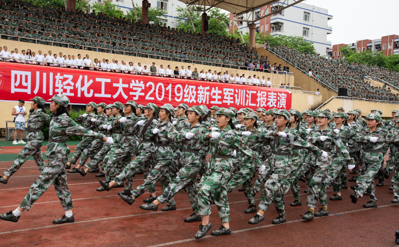 XCB_3152.jpg XCB_3152.jpg